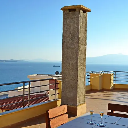 Sea View Penthouse * Sarandë